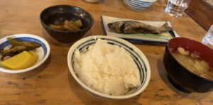 イワナの塩焼き定食
