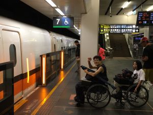 さぁ乗り込みますよ~