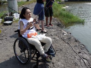 奥さん釣りシーン