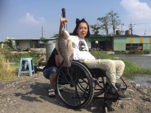 びっくりテラピア