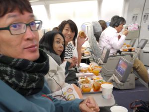 機内食が配られました