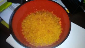 マスから採れたイクラ