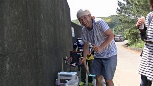 不意に写真に苦笑い