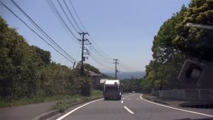 海が見えてきた