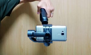 ジンバルを正面から