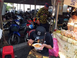 まだまだ食べる♪