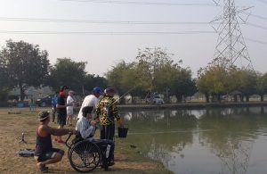 朝の餌撒きタイムに参戦