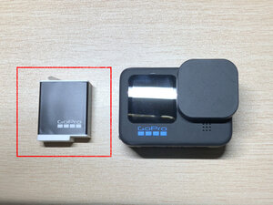 GOPROとエンデューロバッテリー